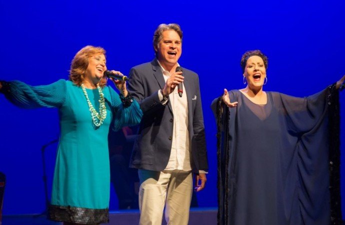 Uberlândia recebe Jane Duboc, Célia e Juan Alba em tributo a Vinicius de Moraes