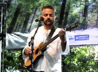 “Bosque Te Quero Bem” finaliza sua temporada de shows com Luiz Salgado