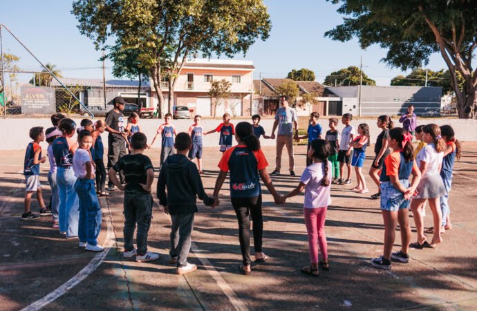 Arte que permanece: projeto garante continuidade das ações do EMCANTAR Social em Uberlândia